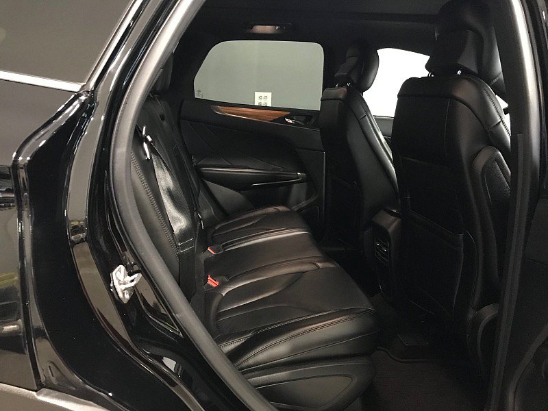 Used 2016 Lincoln MKC Select w/ Select Plus Package AWD/4WD image 19
