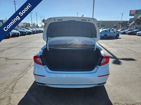 Used 2018 Honda Accord EX image 13