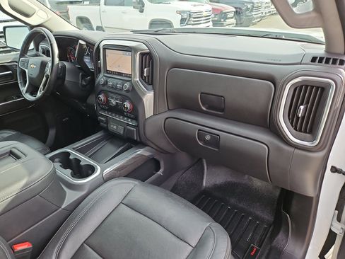 Used 2019 Chevrolet Silverado 1500 LTZ w/ LTZ Plus Package AWD/4WD image 32