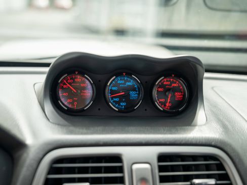 Used 2005 Subaru Impreza WRX STI image 25