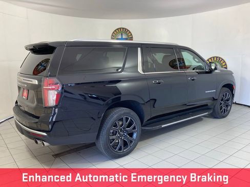 Used 2023 Chevrolet Suburban High Country AWD/4WD image 24