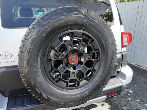 Used 2008 Toyota FJ Cruiser 4WD image 19