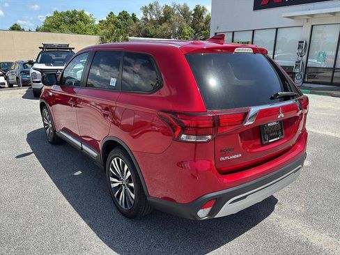 Used 2020 Mitsubishi Outlander LE image 4