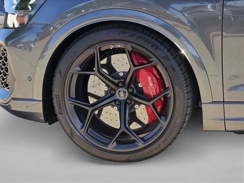 Certified 2025 Audi RS Q8 performance w/ Matte Carbon Package AWD/4WD image 9
