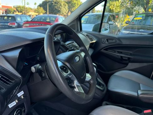 Used 2015 Ford Transit Connect XL image 30