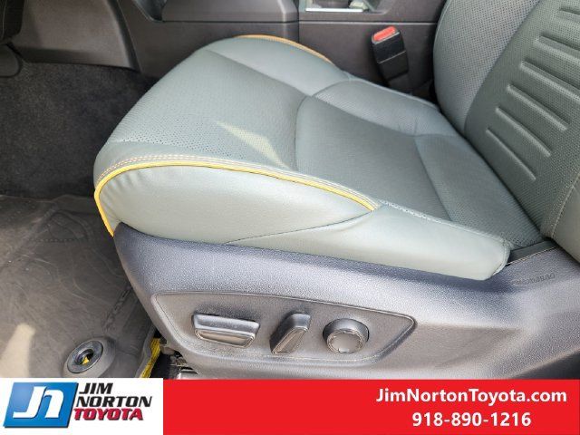 Used 2025 Toyota Tacoma 4x4 Double Cab Hybrid image 25