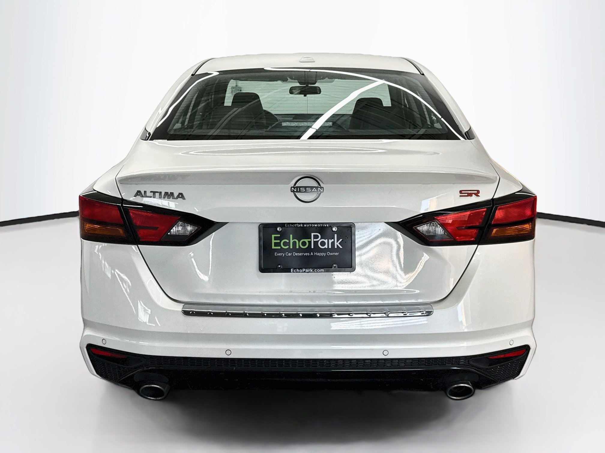 Used 2023 Nissan Altima 2.5 SR FWD image 7