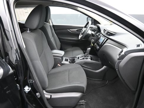 Used 2017 Nissan Rogue Sport S w/ S Appearance Package FWD image 23