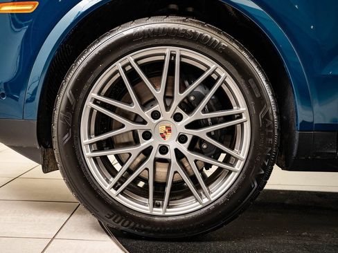 New 2026 Porsche Cayenne Coupe image 12