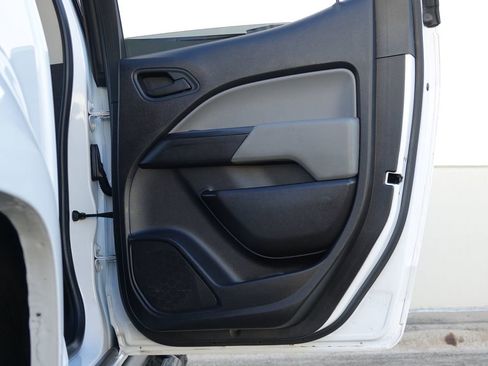 Used 2018 Chevrolet Colorado W/T w/ WT Convenience Package image 39