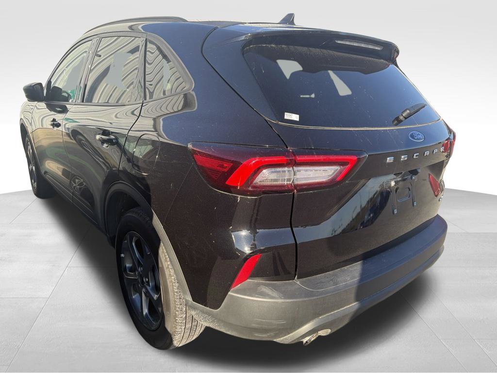 Used 2026 Ford Escape ST-Line AWD/4WD image 32