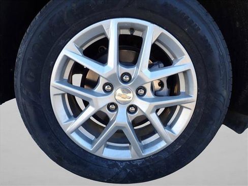 Used 2023 Chevrolet Equinox LT image 6