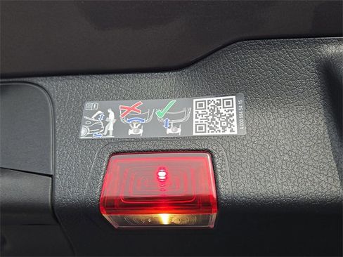 New 2026 Mercedes-Benz GLB 250 4MATIC image 32