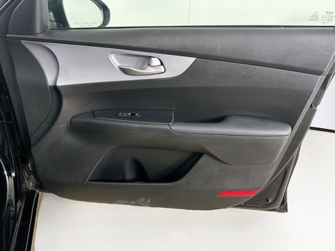 Used 2024 Kia Forte LXS FWD image 30