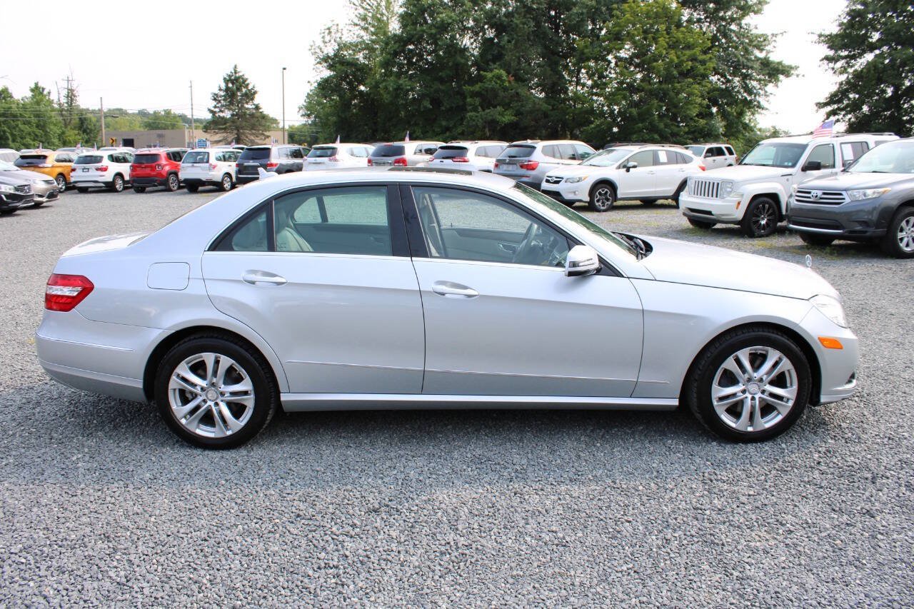 Used 2011 Mercedes-Benz E 350 4MATIC Sedan image 6