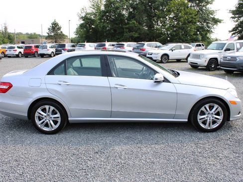 Used 2011 Mercedes-Benz E 350 4MATIC Sedan image 6