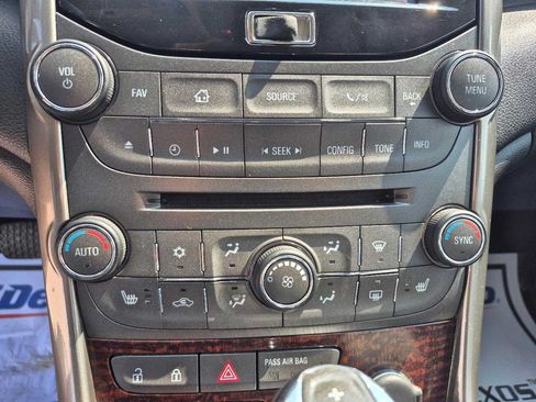 Used 2013 Chevrolet Malibu LTZ FWD image 18