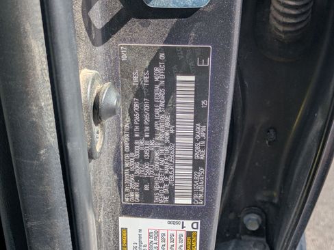 Used 2018 Toyota 4Runner SR5 Premium AWD/4WD image 36