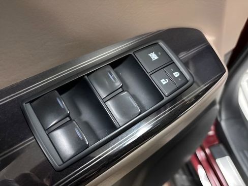 Used 2021 Lexus GX 460 Premium w/ Premium Package image 11