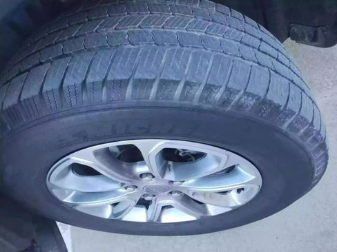 Used 2015 Jeep Grand Cherokee Limited image 34