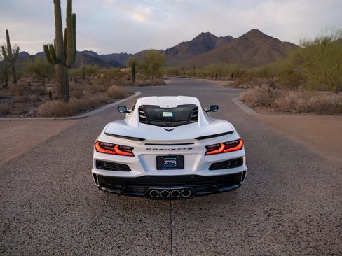 Used 2026 Chevrolet Corvette Z06 w/ Battery Protection Package RWD image 16