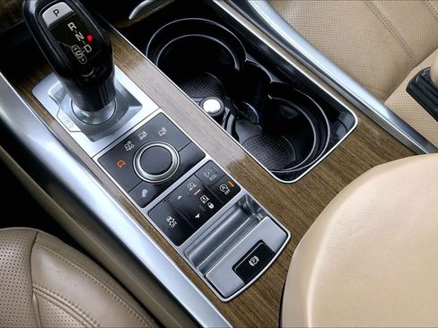 Used 2016 Land Rover Range Rover Sport HSE image 36