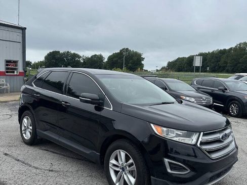 Used 2017 Ford Edge SEL FWD image 3
