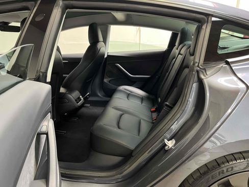 Used 2023 Tesla Model 3 Performance image 5