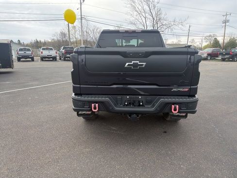 Used 2023 Chevrolet Silverado 1500 ZR2 w/ ZR2 Bison Edition AWD/4WD image 6