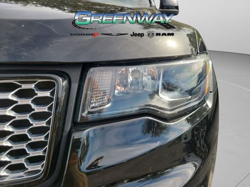 Used 2021 Jeep Grand Cherokee Laredo X image 5