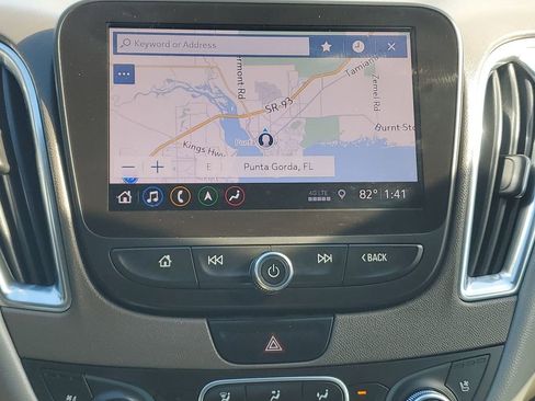 Used 2019 Chevrolet Malibu Premier w/ Sun and Wheel Package image 32