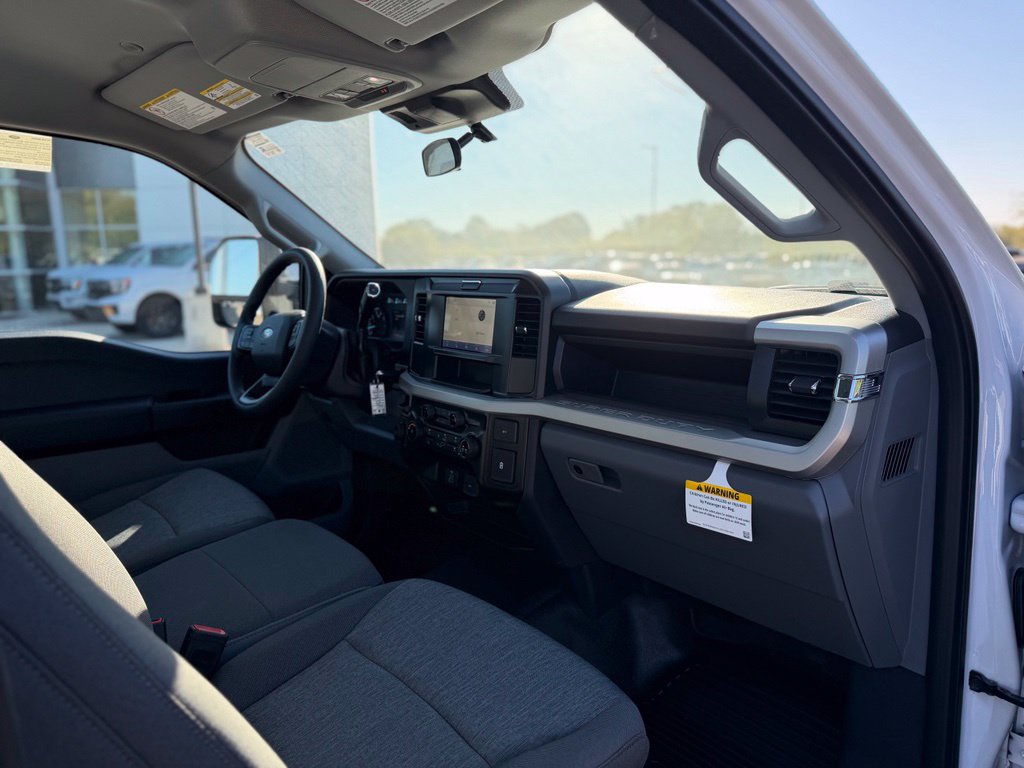 New 2027 Ford F250 XL w/ XL Driver Assist Package AWD/4WD image 9