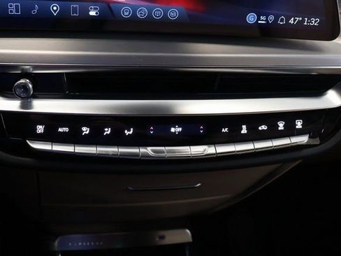 New 2026 Cadillac Lyriq V image 17