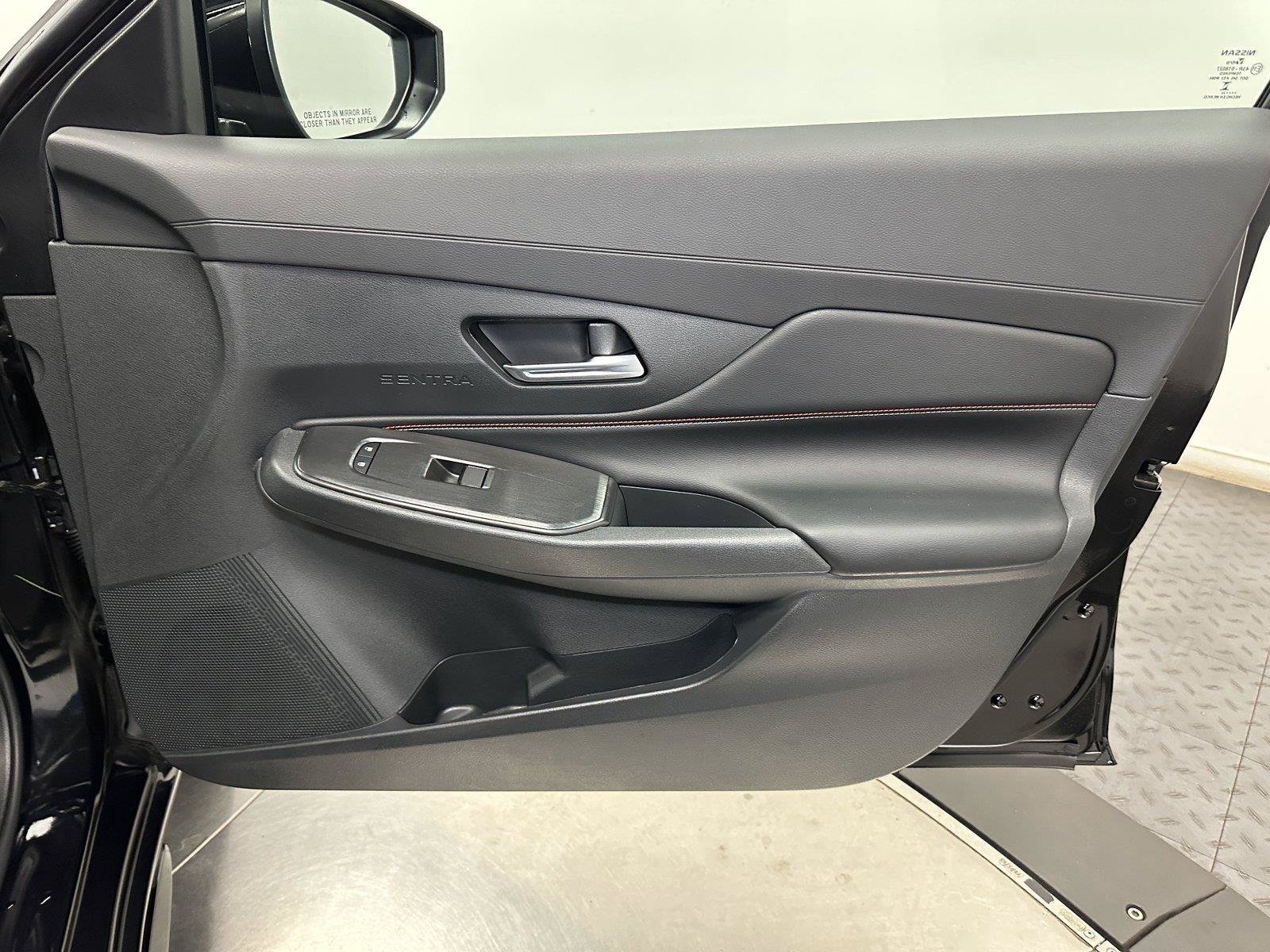 Used 2026 Nissan Sentra SR w/ Floor Mat Package FWD image 36