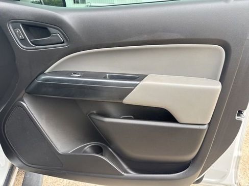 Used 2021 GMC Canyon Elevation Standard w/ Convenience Package RWD image 18