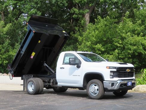 New 2025 Chevrolet Silverado 3500 W/T w/ WT Convenience Package image 2