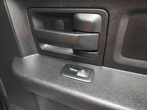 Used 2015 RAM 3500 Tradesman w/ Chrome Appearance Group AWD/4WD image 37