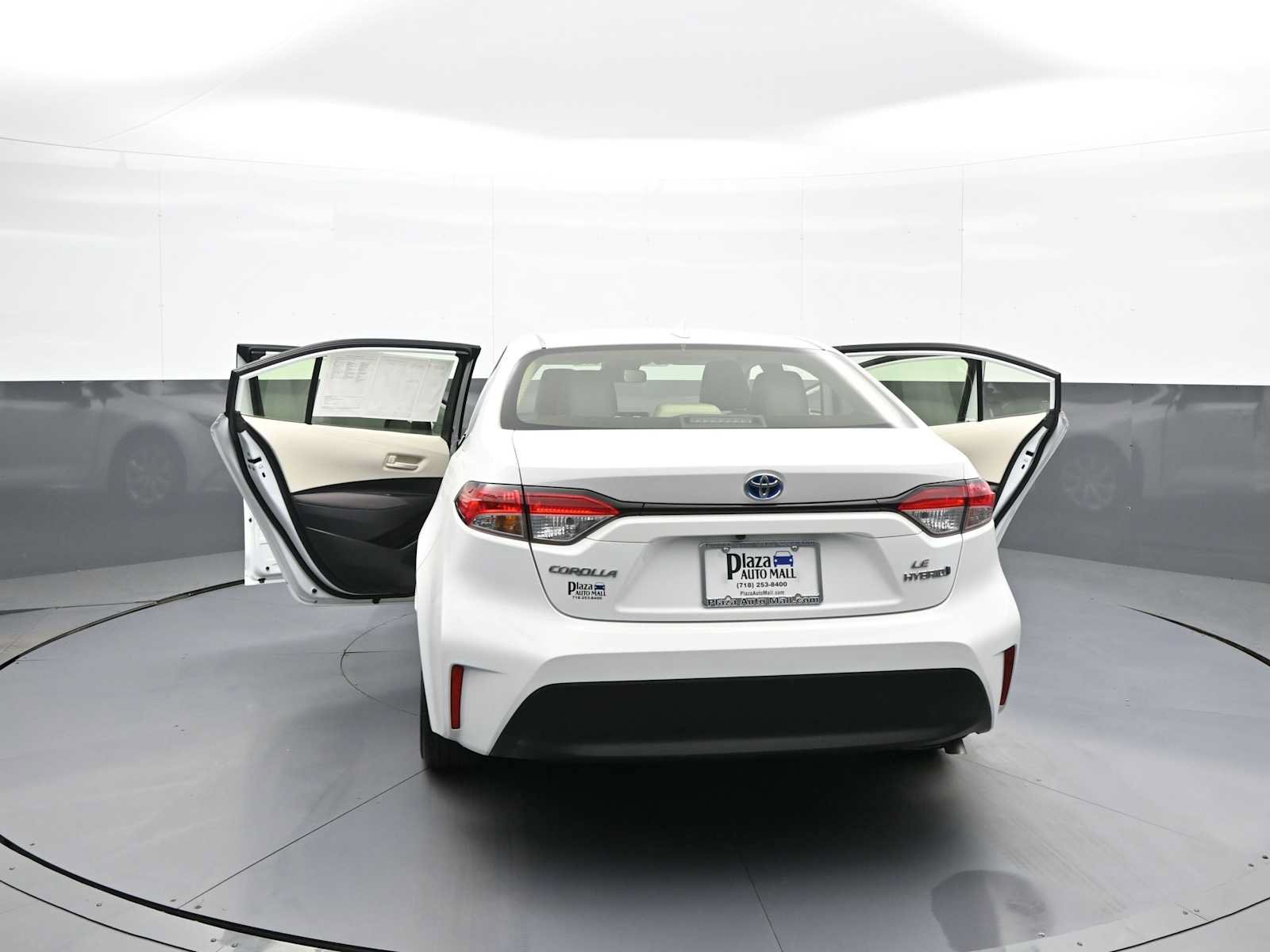 Used 2023 Toyota Corolla LE FWD image 45