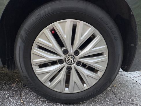 Used 2019 Volkswagen Jetta S w/ Driver Assistance Package image 31