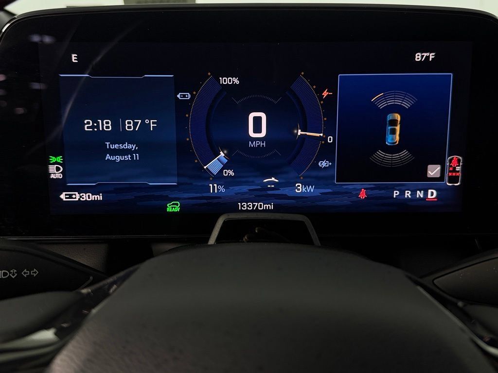 Used 2024 Chevrolet Equinox EV RS FWD image 15