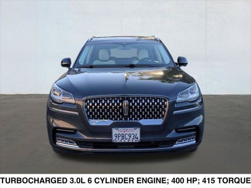 Used 2023 Lincoln Aviator Black Label w/ Class IV Trailer Tow Package AWD/4WD image 9