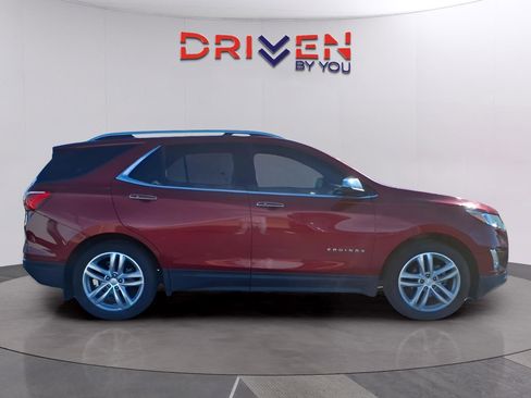 Used 2019 Chevrolet Equinox Premier image 8
