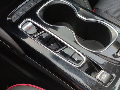Used 2023 Buick Envision Essence w/ Sport Touring Package AWD/4WD image 32