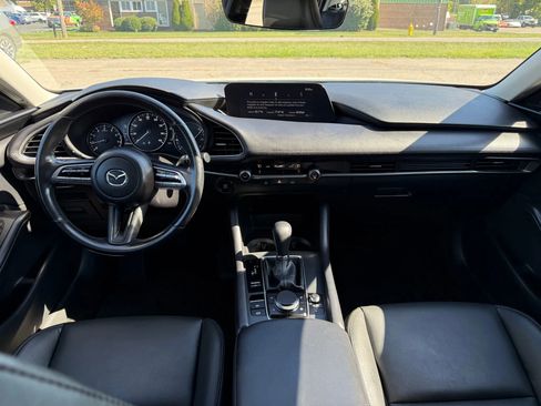 Used 2022 MAZDA MAZDA3 s image 2