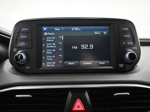 Used 2019 Hyundai Santa Fe Limited FWD image 14