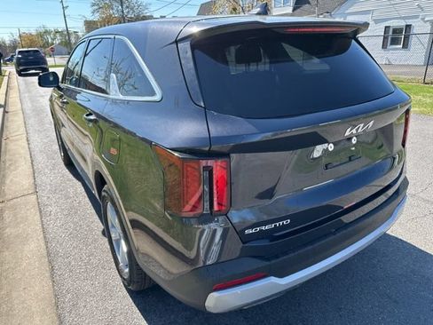New 2026 Kia Sorento LX FWD image 14