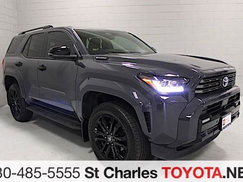 Certified 2025 Toyota 4Runner Platinum AWD/4WD image 1