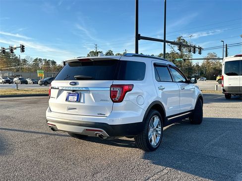 Certified 2017 Ford Explorer Limited w/ Equipment Group 301A image 7