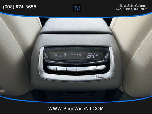 Used 2020 Cadillac XT6 Premium Luxury image 29