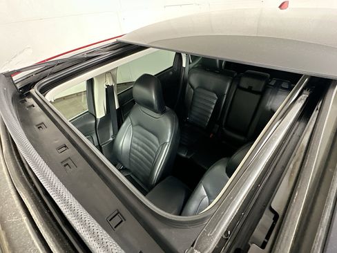 Used 2016 Ford Edge SEL w/ Equipment Group 201A image 21